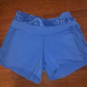 LULULEMON ATHLETICA SHORTS authentic